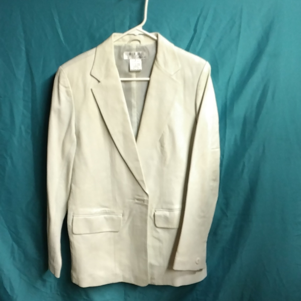 Waist length 100% leather jacket